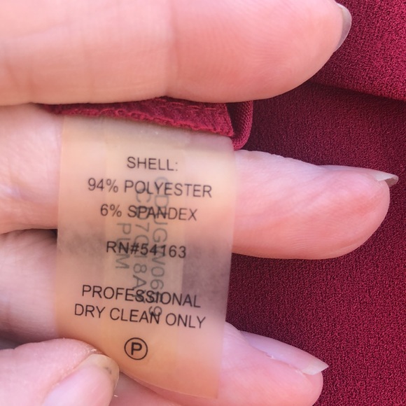 Beautiful Red CALVIN KLEIN Dress Size 14 - Picture 13 of 14